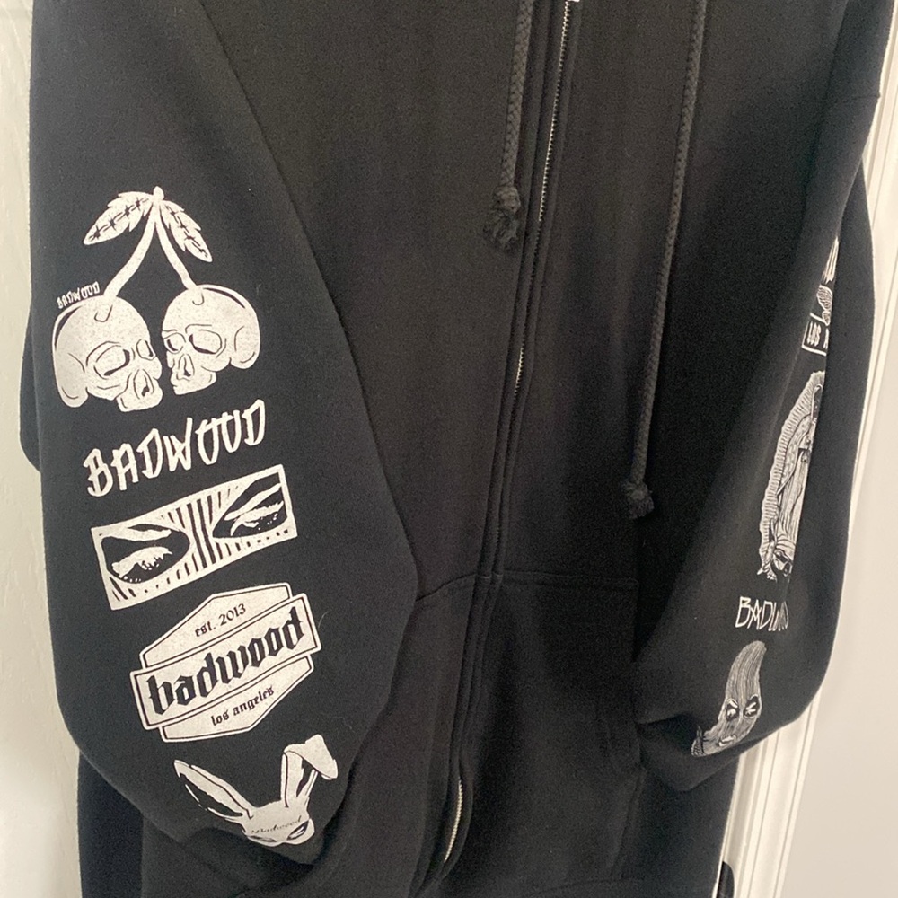 BADWOOD - Picture 4 of 6